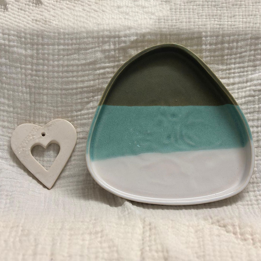 Petite assiette triangle